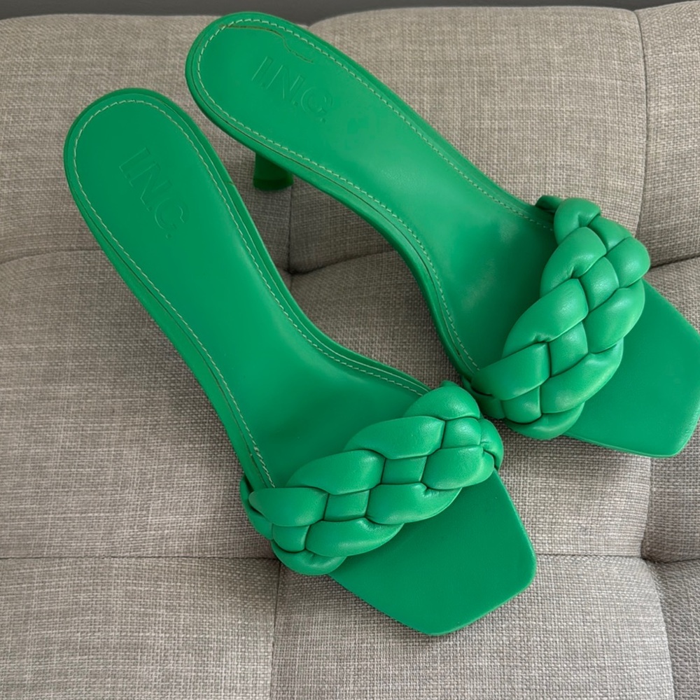 INC Sandals - Picture 5 of 7